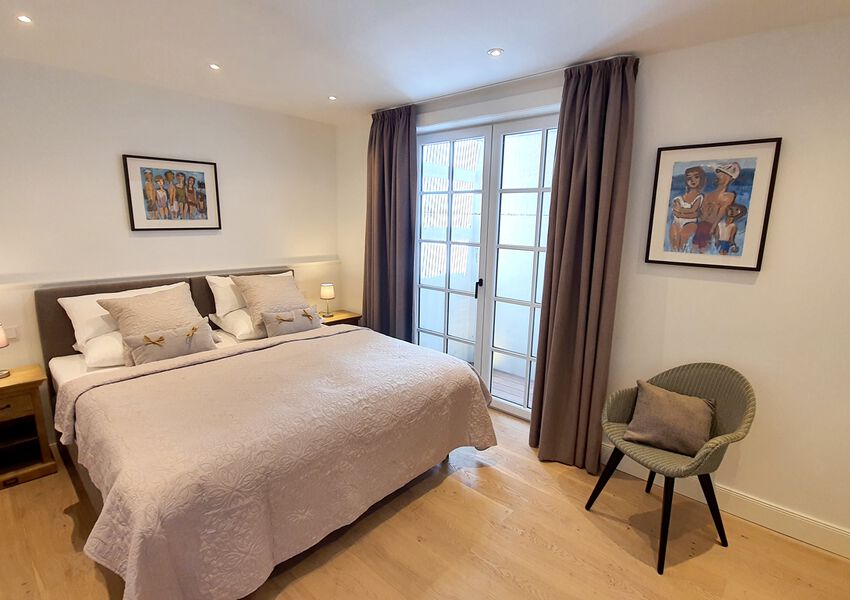 Sjüürenwai Hues Narwal