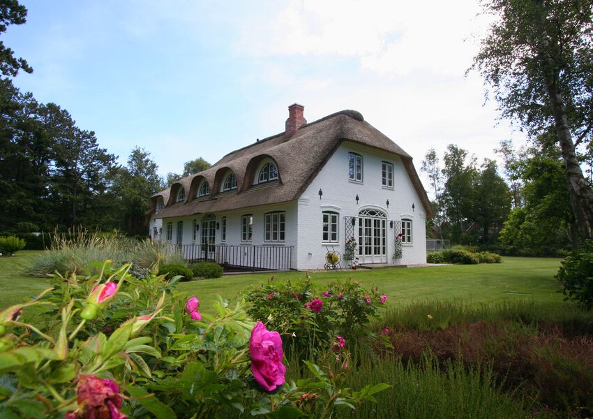 Reetdachanwesen Patronus Holding GmbH & Co KG