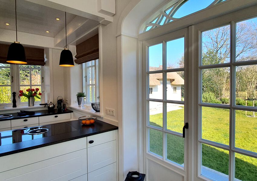 Sjüürenwai Hues Narwal