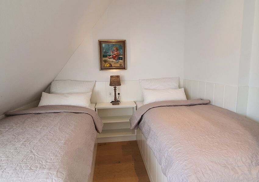 Sjüürenwai Hues Narwal