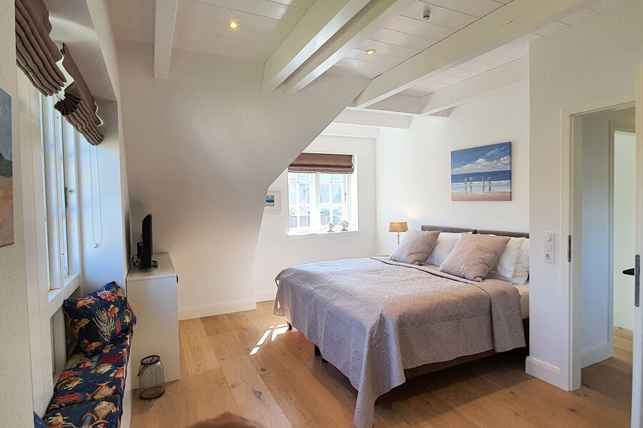 Sjüürenwai Hues Narwal