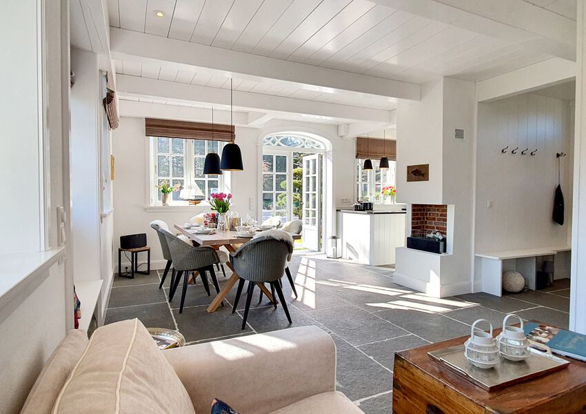 Sjüürenwai Hues Schwertwal